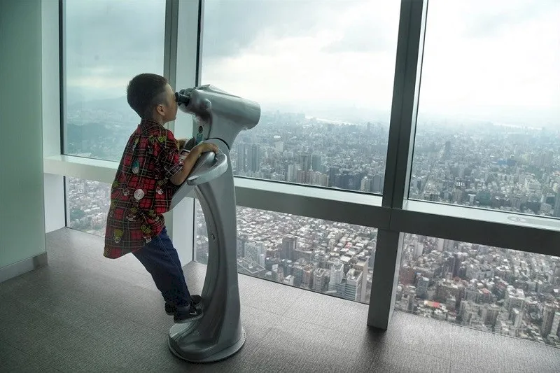 Ngắm toàn cảnh Đài Bắc từ trên cao tại Tháp Taipei 101