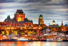 Phố cổ Quebec quyến rũ và lãng mạn